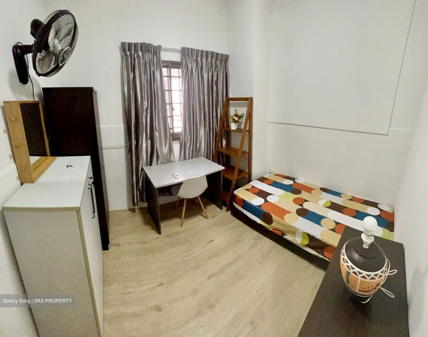 River Valley Road (D10), Terrace #440730831